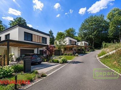 Prodej stavebního pozemku 4855 m²