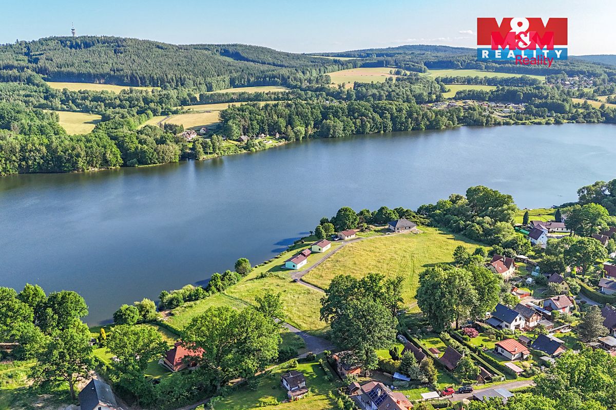 Prodej stavebního pozemku 1201 m² – fotografie 2