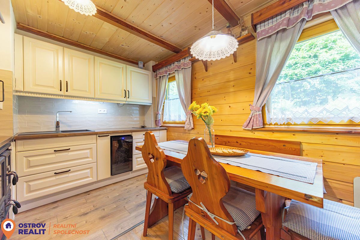 Prodej chalupy 68 m², pozemek 856 m²
