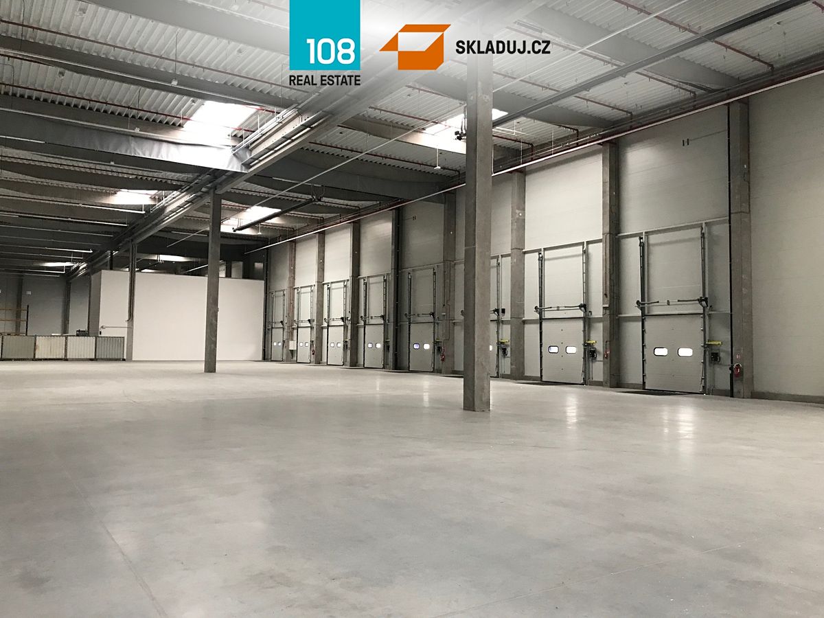 Pronájem skladového prostoru 30000 m² – fotografie 3