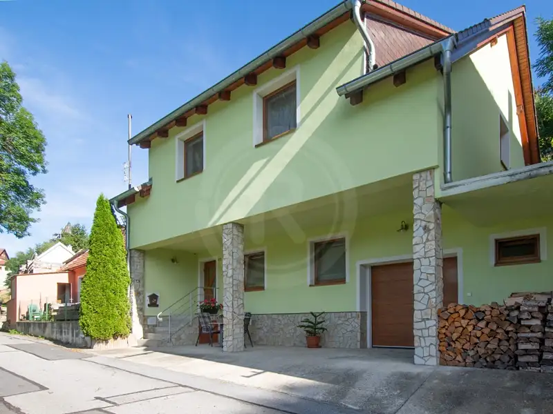 Prodej rodinného domu 100 m², pozemek 470 m², Křemže – náhled fotky 1