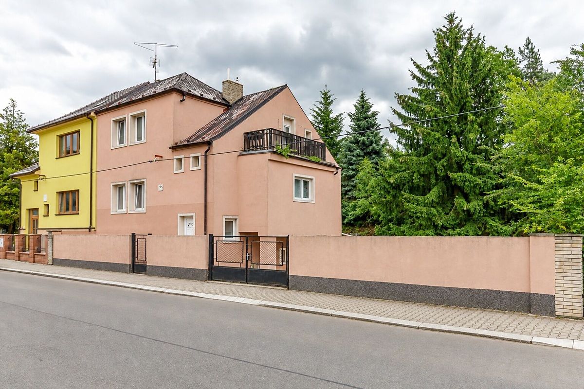 Prodej rodinného domu 175 m², pozemek 753 m²