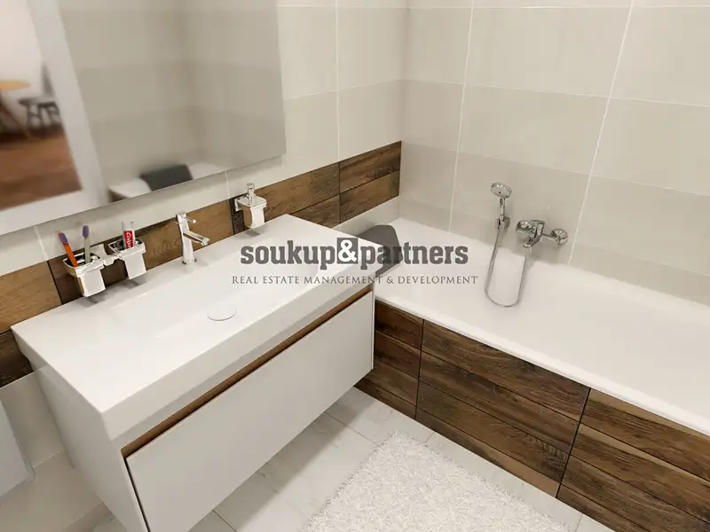 Prodej bytu 2+kk 47 m², Praha – náhled fotky 3