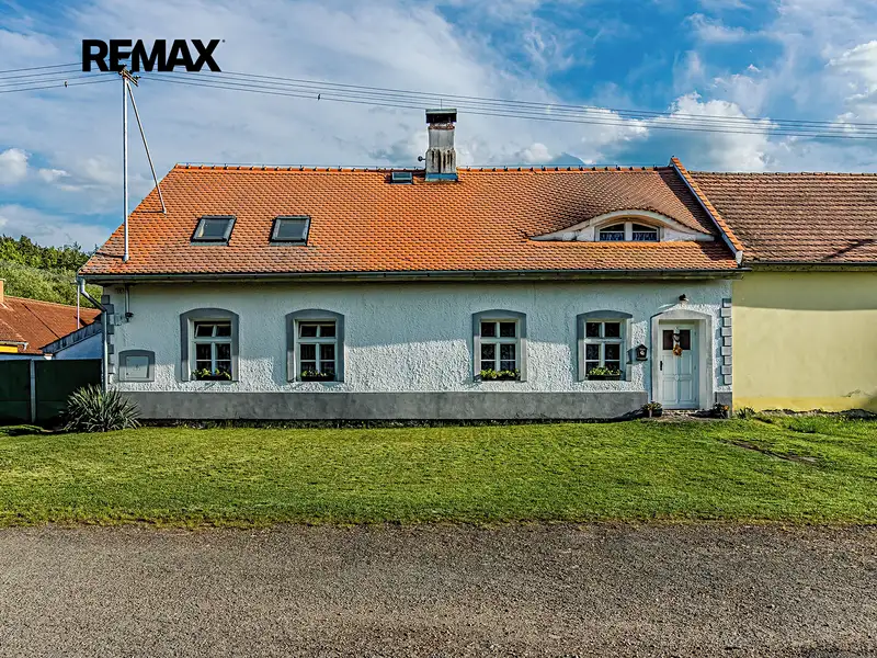 Prodej rodinného domu 154 m², pozemek 699 m², Lhenice – náhled fotky 2