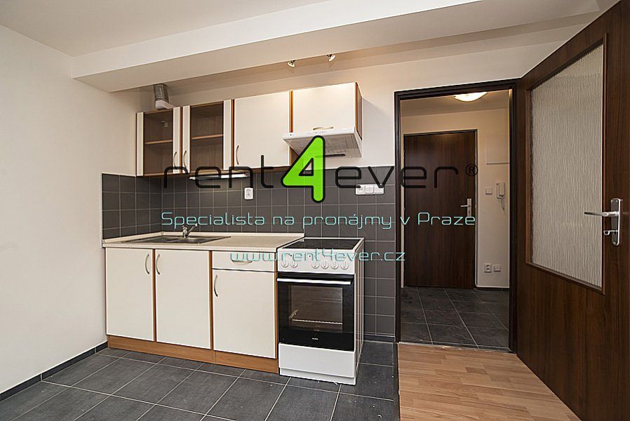 Pronájem bytu 2+kk 46 m² – fotografie 3