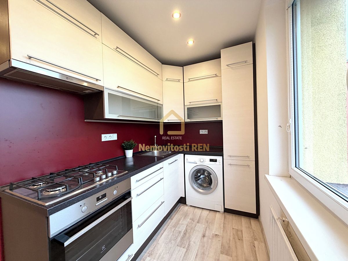 Pronájem bytu 1+1 40 m²