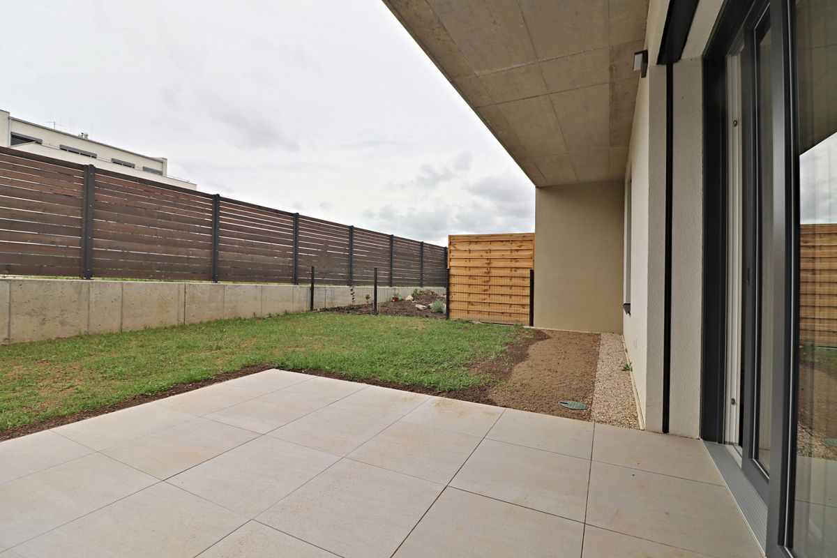 Pronájem bytu 3+kk 81 m² – fotografie 2