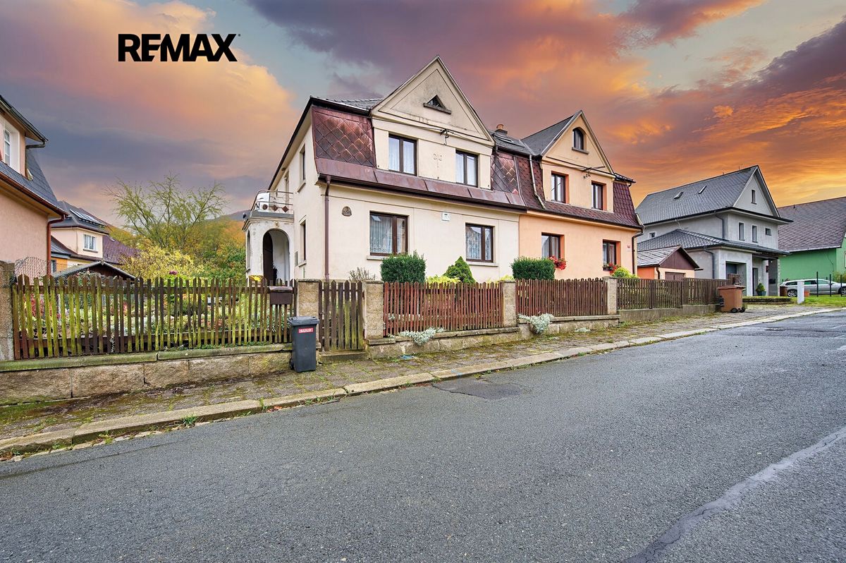 Prodej rodinného domu 160 m², pozemek 344 m²