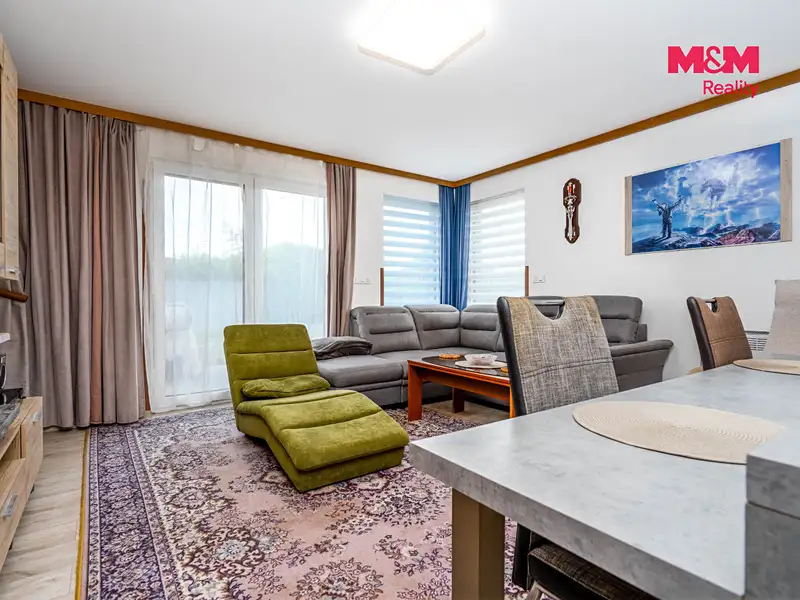 Prodej bytu 3+kk 102 m², Smiřice – náhled fotky 2