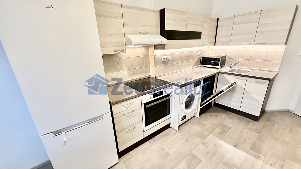 Pronájem bytu 2+kk 58 m²