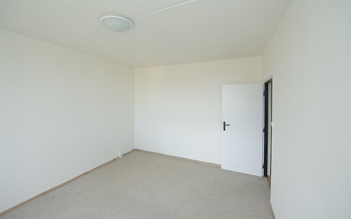 Pronájem bytu 2+1 51 m² – fotografie 4