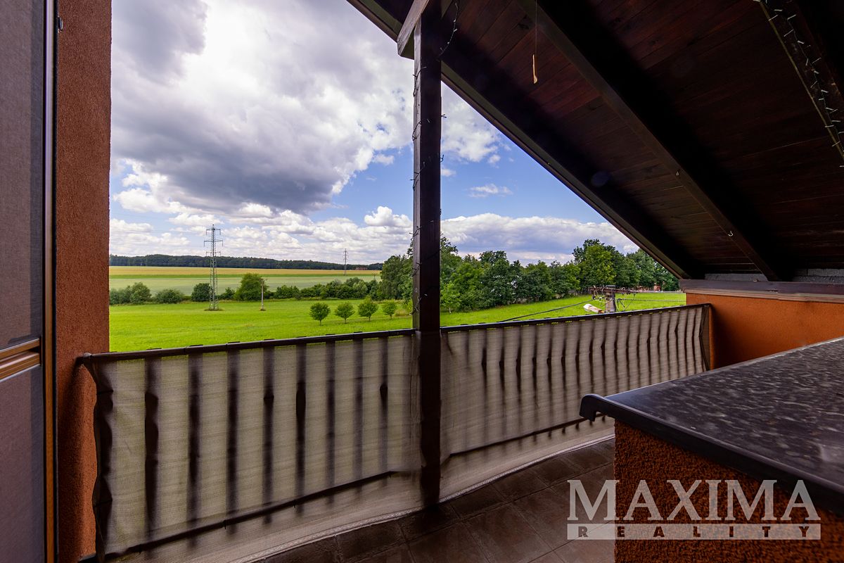 Pronájem rodinného domu 100 m², pozemek 826 m²