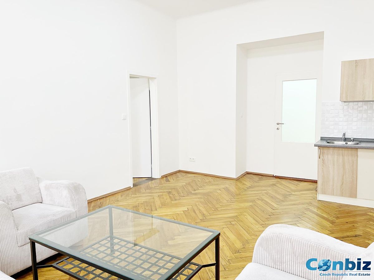 Pronájem bytu 4+kk 95 m² – fotografie 5