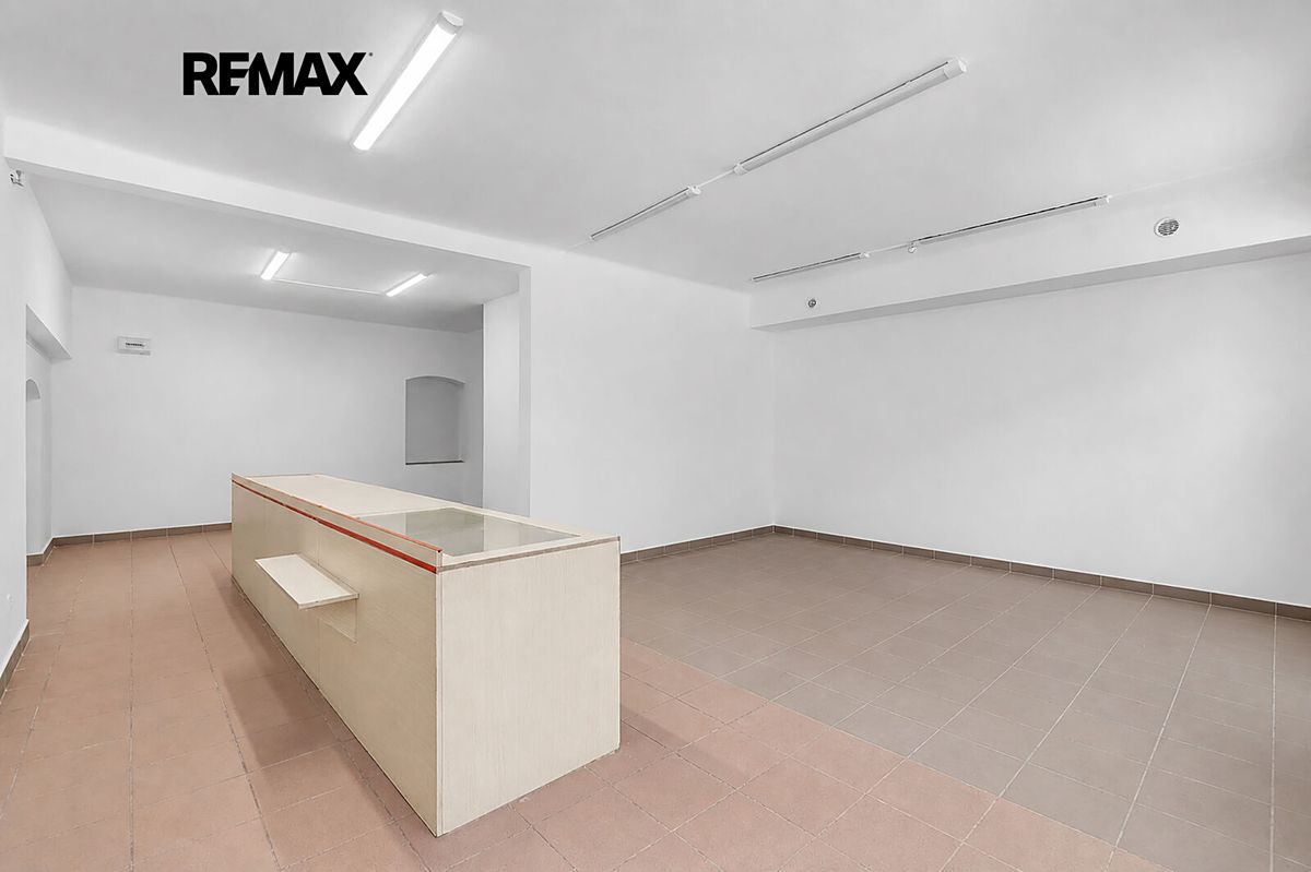 Pronájem obchodního prostoru 78 m² – fotografie 3