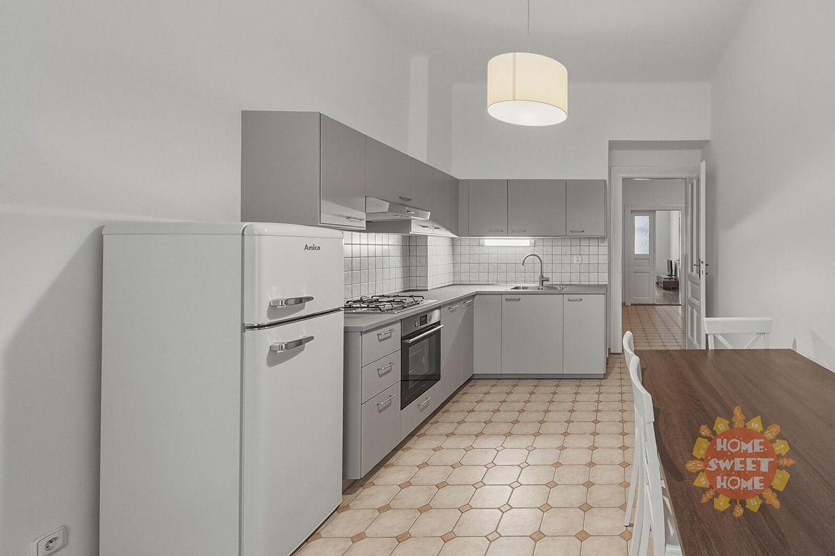Pronájem bytu 2+1 85 m² – fotografie 5