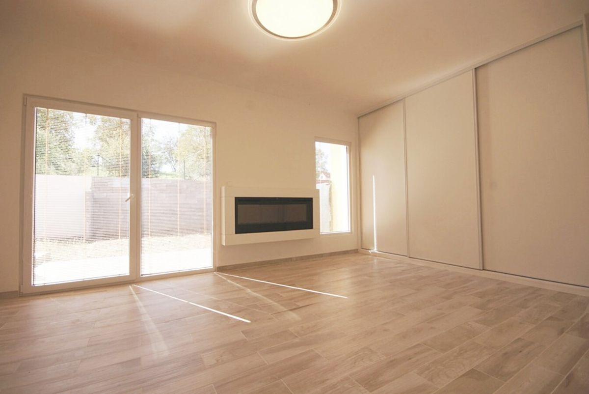 Pronájem rodinného domu 80 m², pozemek 60 m² – fotografie 4