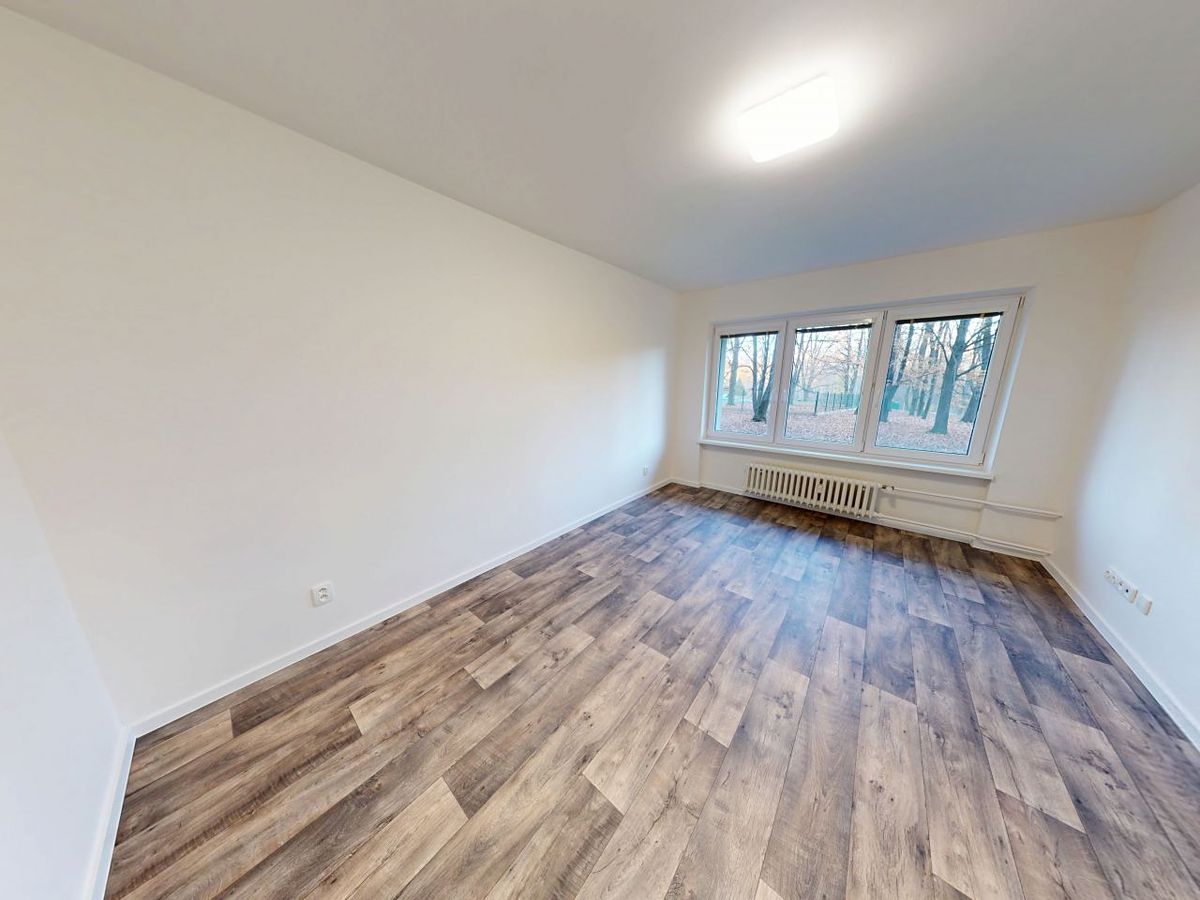 Pronájem bytu 1+1 34 m² – fotografie 4