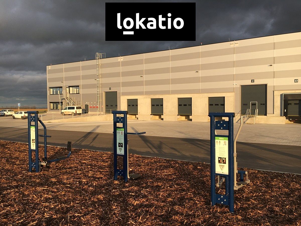 Pronájem skladového prostoru 8883 m² – fotografie 2