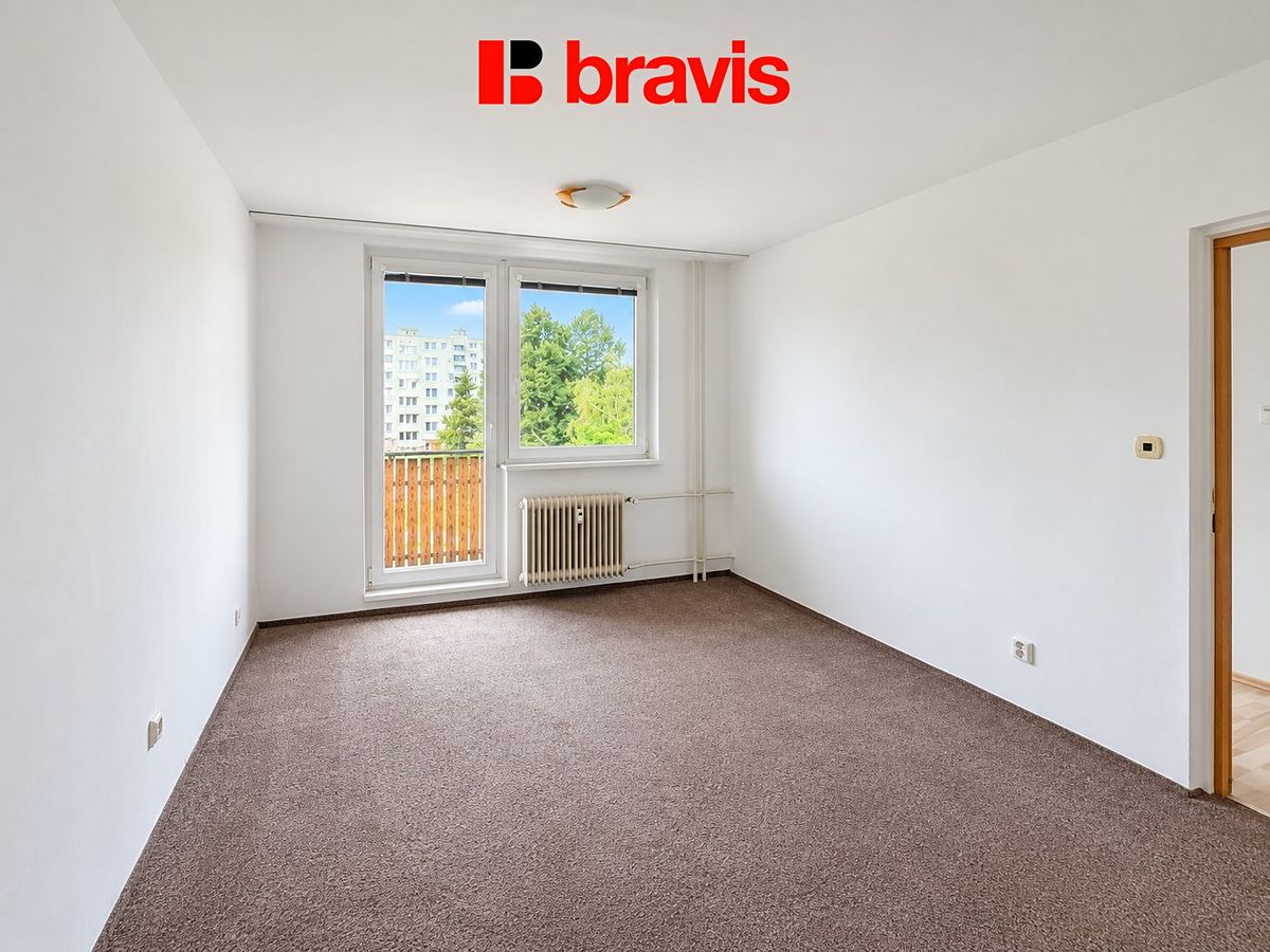 Pronájem bytu 1+1 32 m² – fotografie 2