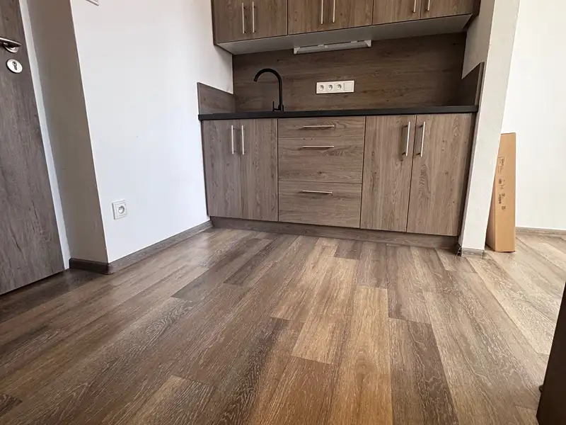Pronájem bytu 1+kk 26 m², Rudolfov – náhled fotky 1