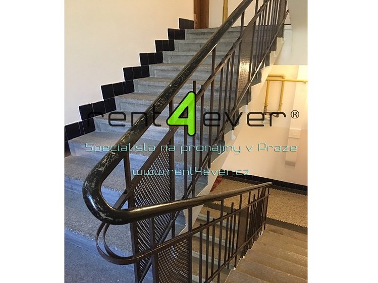 Pronájem bytu 3+kk, 84 m² (21 z 24)