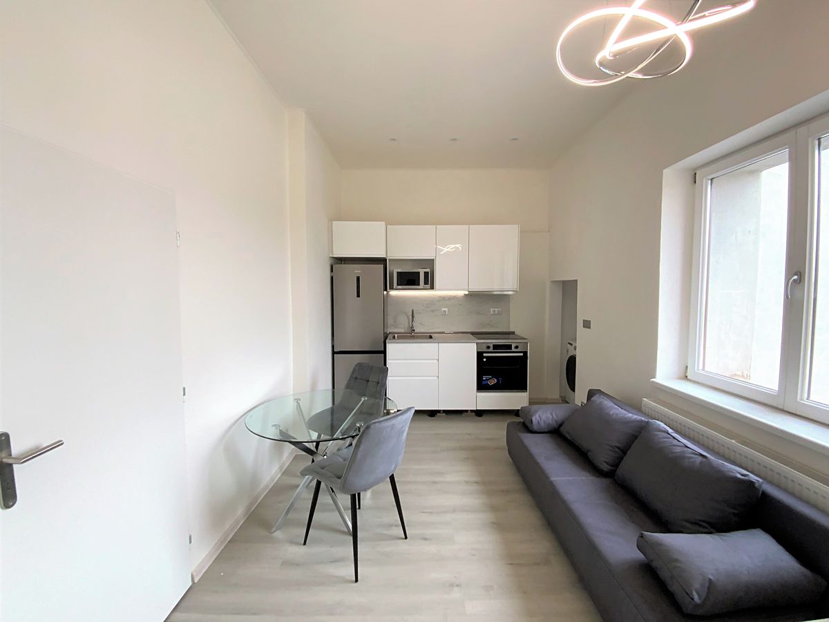 Pronájem bytu 2+kk 37 m²
