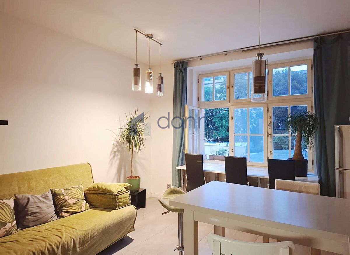 Pronájem bytu 4+kk 140 m² – fotografie 4