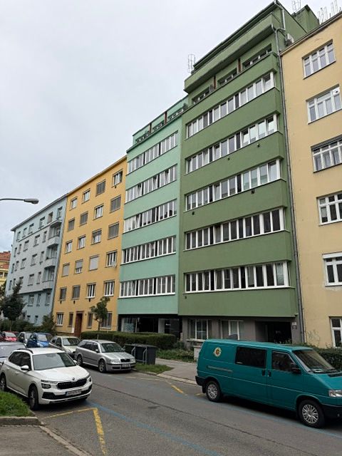 Pronájem bytu 1+kk 30 m²