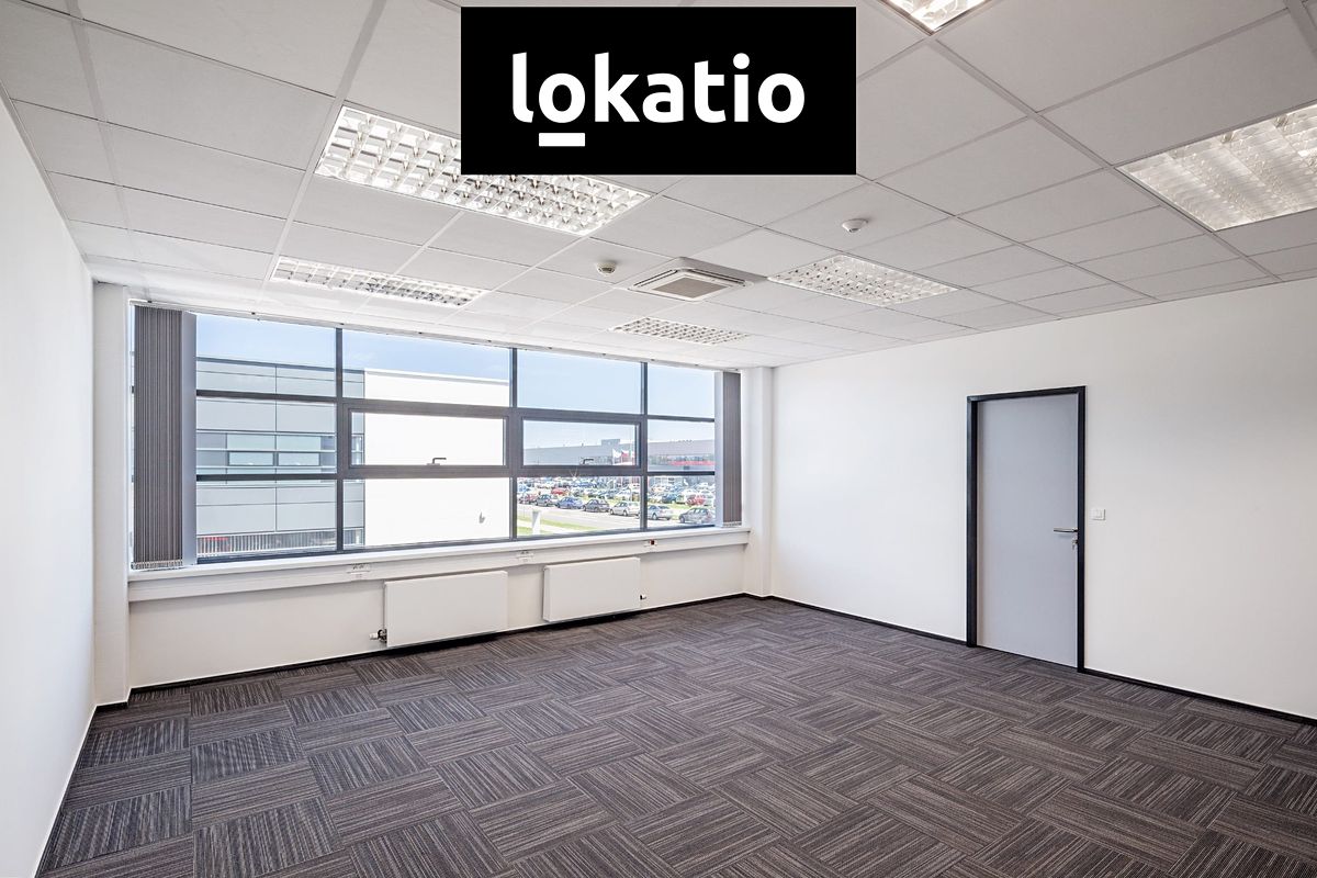 Pronájem skladového prostoru 1724 m² – fotografie 2
