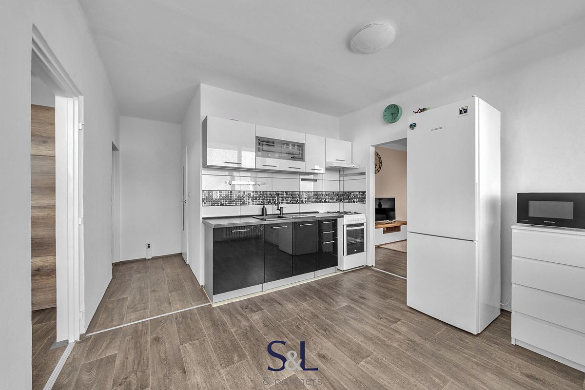 Pronájem bytu 2+1 58 m² – fotografie 2