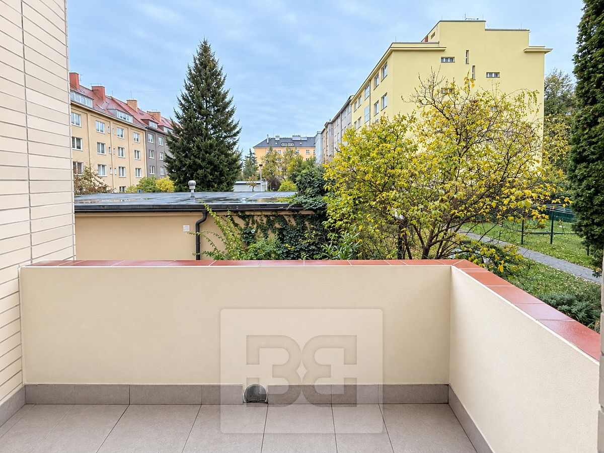 Pronájem bytu 2+1 47 m² – fotografie 5
