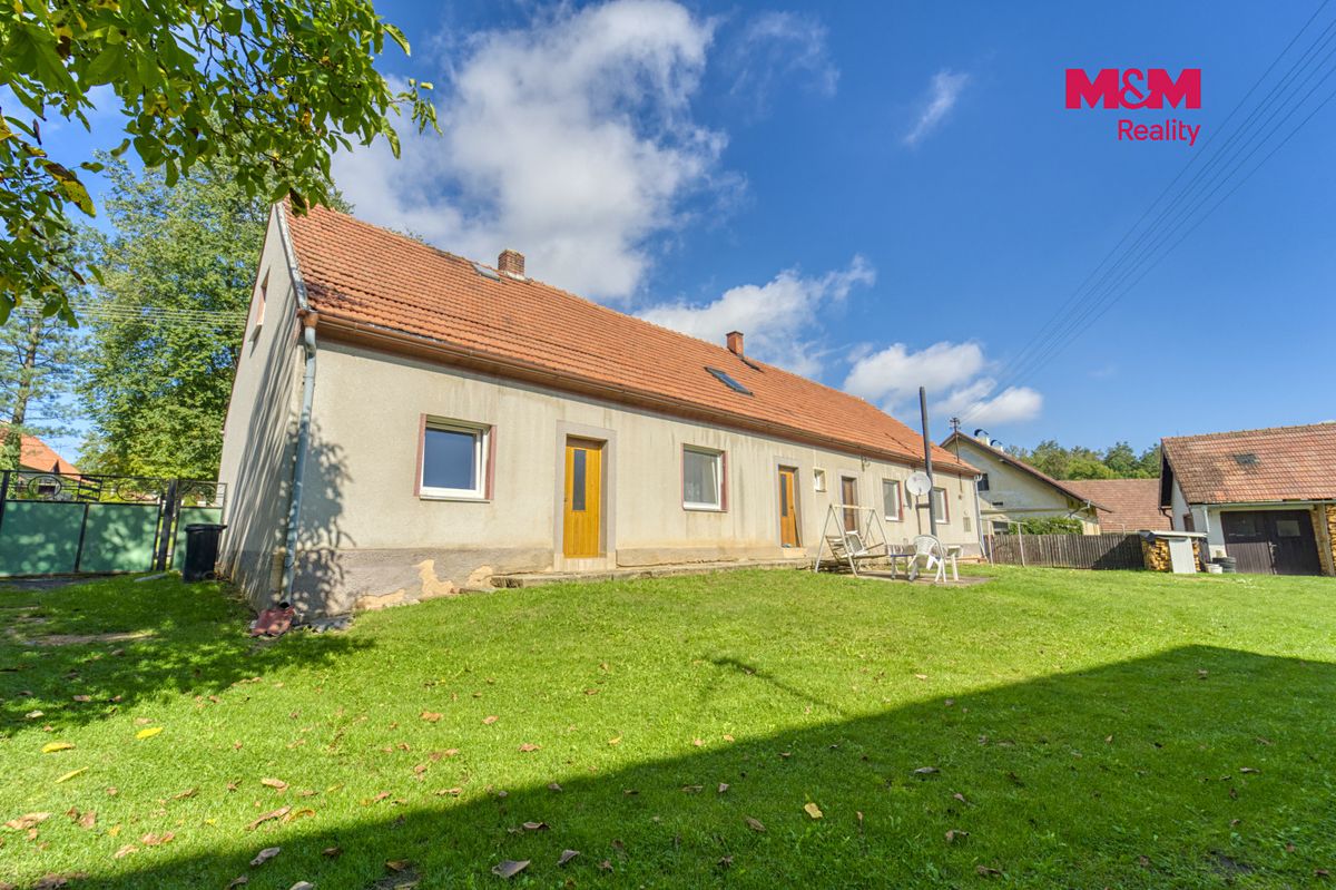 Prodej rodinného domu 180 m², pozemek 4270 m² – fotografie 2