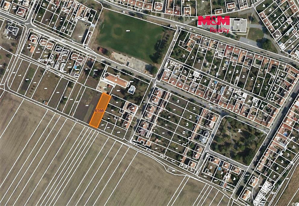 Prodej pole 911 m², Starovičky – fotka 1 z 3