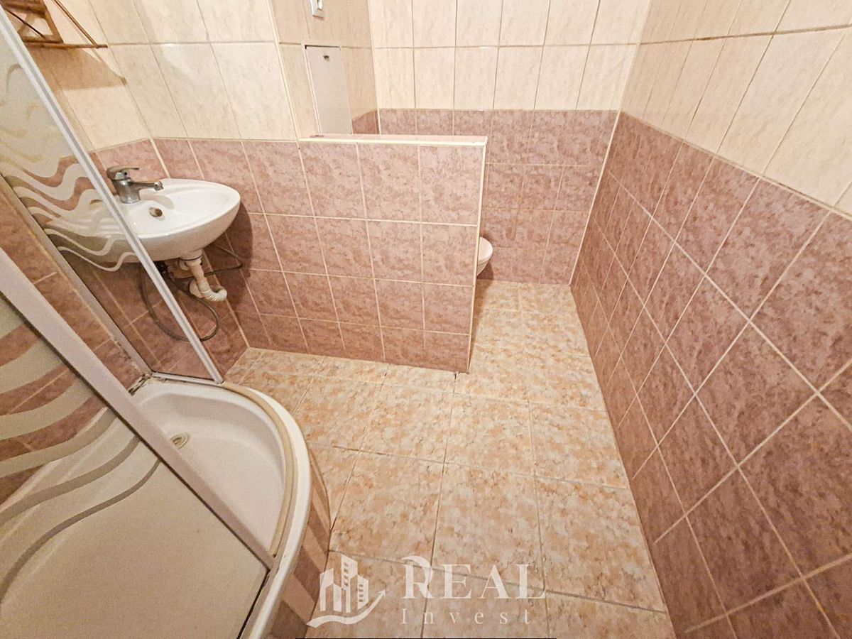 Pronájem bytu 1+kk 20 m² – fotografie 3
