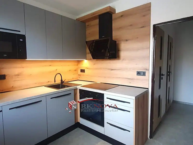 Prodej bytu 2+1 50 m², Orlová – náhled fotky 2