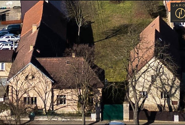 Prodej domu, 305 m² (1 z 14)