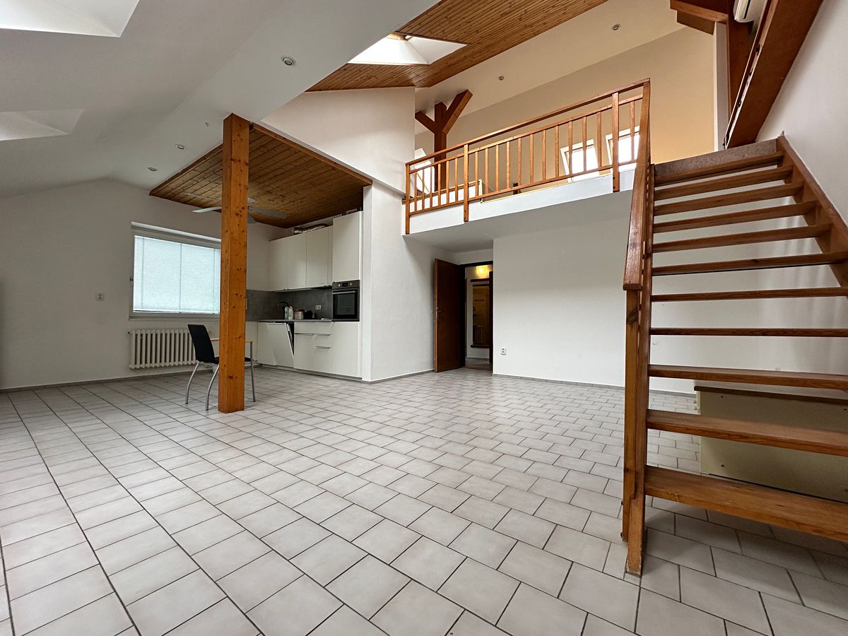 Pronájem bytu 3+kk 89 m²