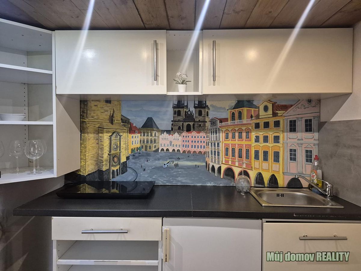 Pronájem bytu 2+kk 46 m² – fotografie 2