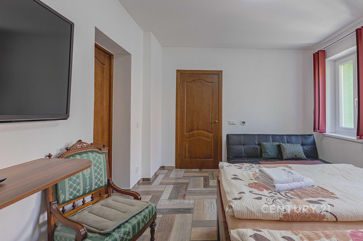 Prodej rodinného domu 200 m², pozemek 538 m² – fotografie 5