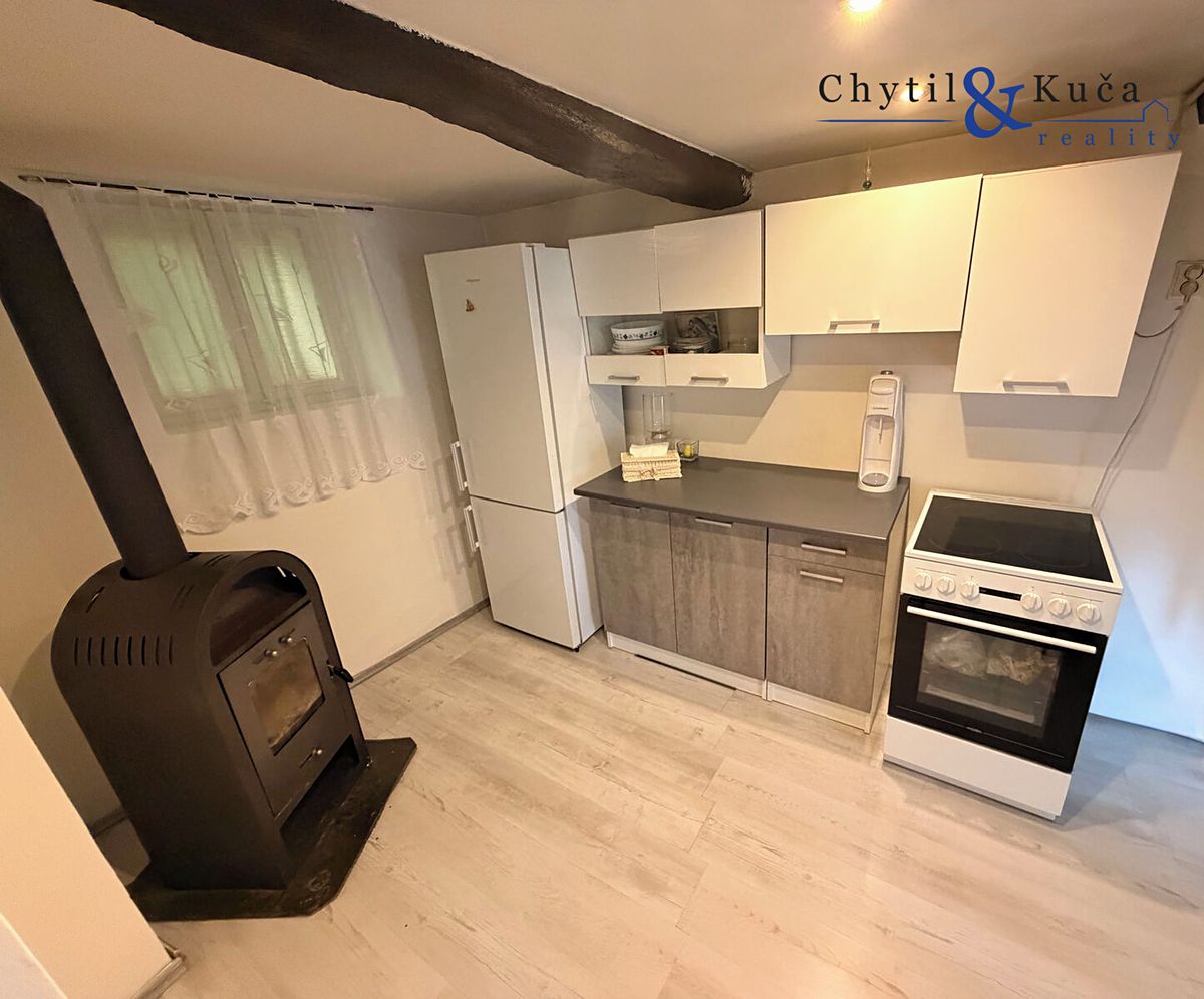 Prodej rodinného domu 37 m², pozemek 74 m² – fotografie 3