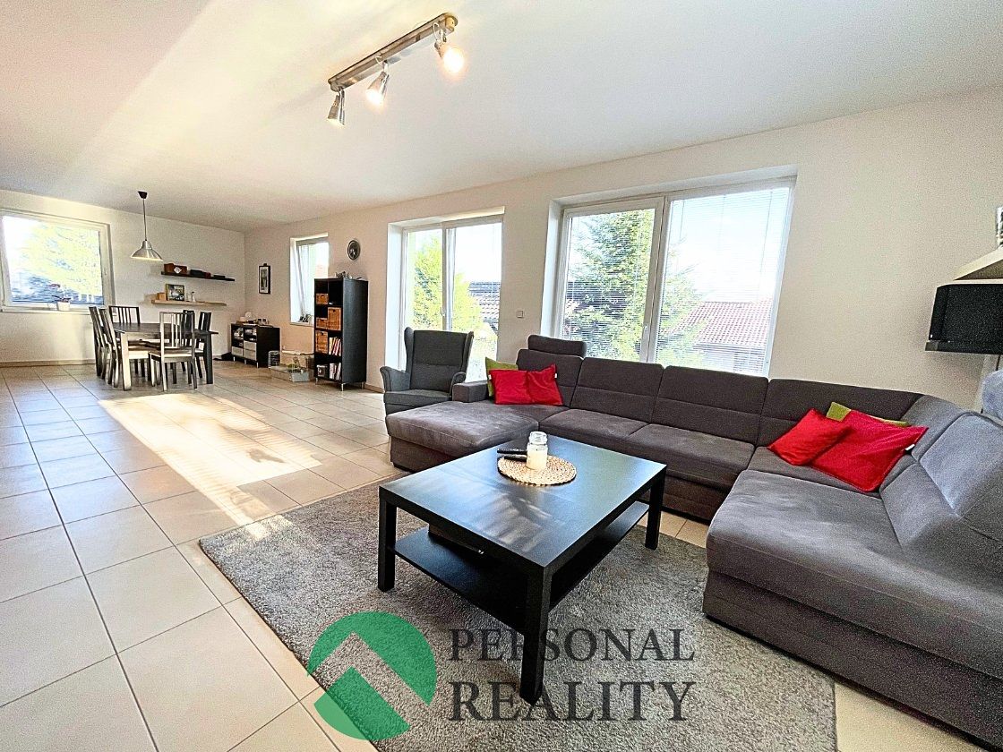 Prodej rodinného domu 154 m², pozemek 794 m² – fotografie 4