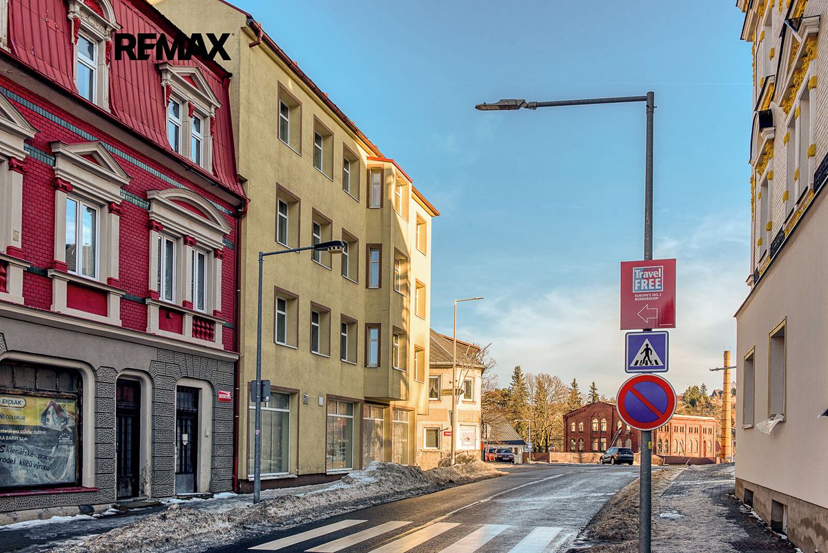 Prodej obchodního prostoru 170 m² – fotografie 2