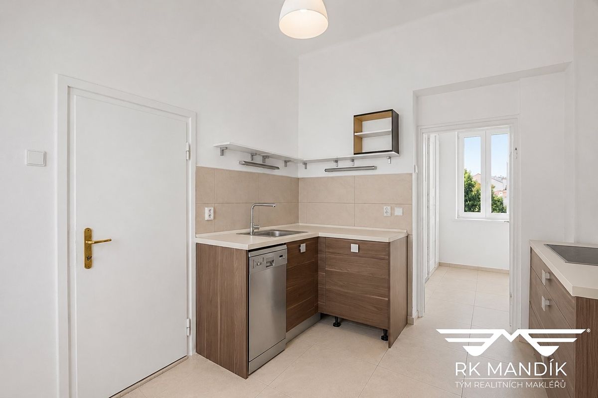 Pronájem bytu 3+1 75 m² – fotografie 4
