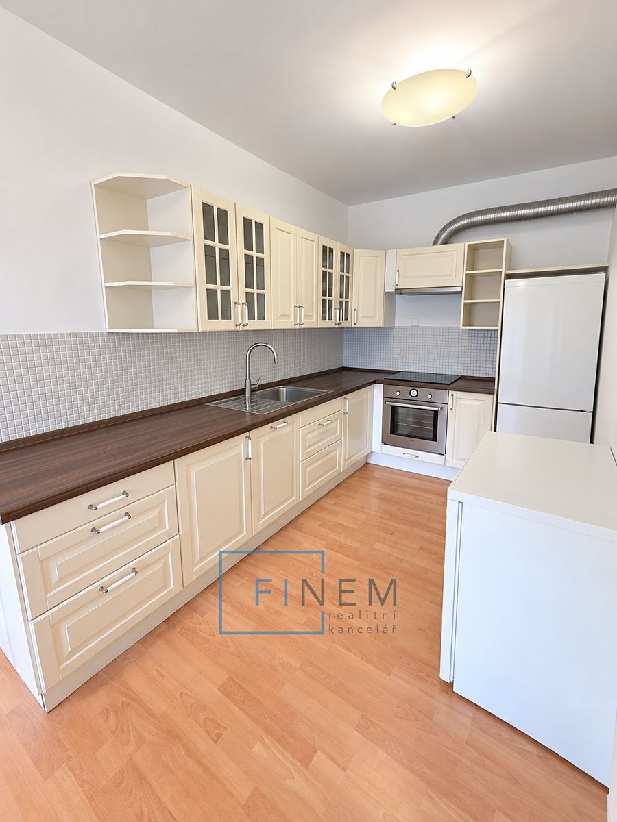 Pronájem bytu 2+kk 44 m² – fotografie 4