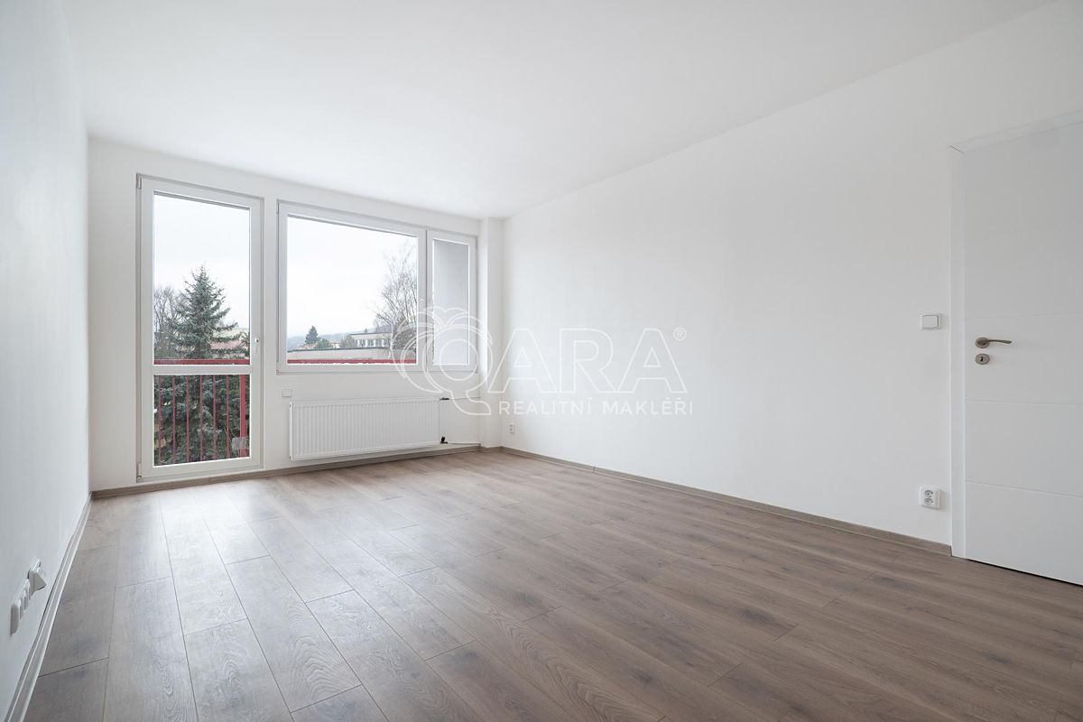 Pronájem bytu 2+kk 43 m² – fotografie 2