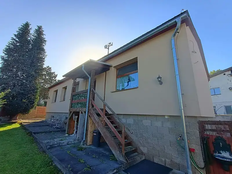 Prodej rodinného domu 268 m², pozemek 1347 m², Plzeň – náhled fotky 3