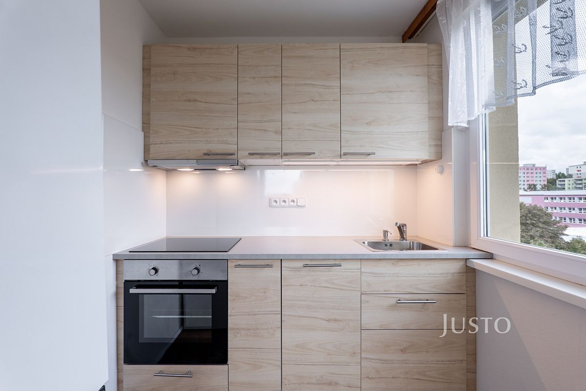 Pronájem bytu 2+kk 42 m² – fotografie 2