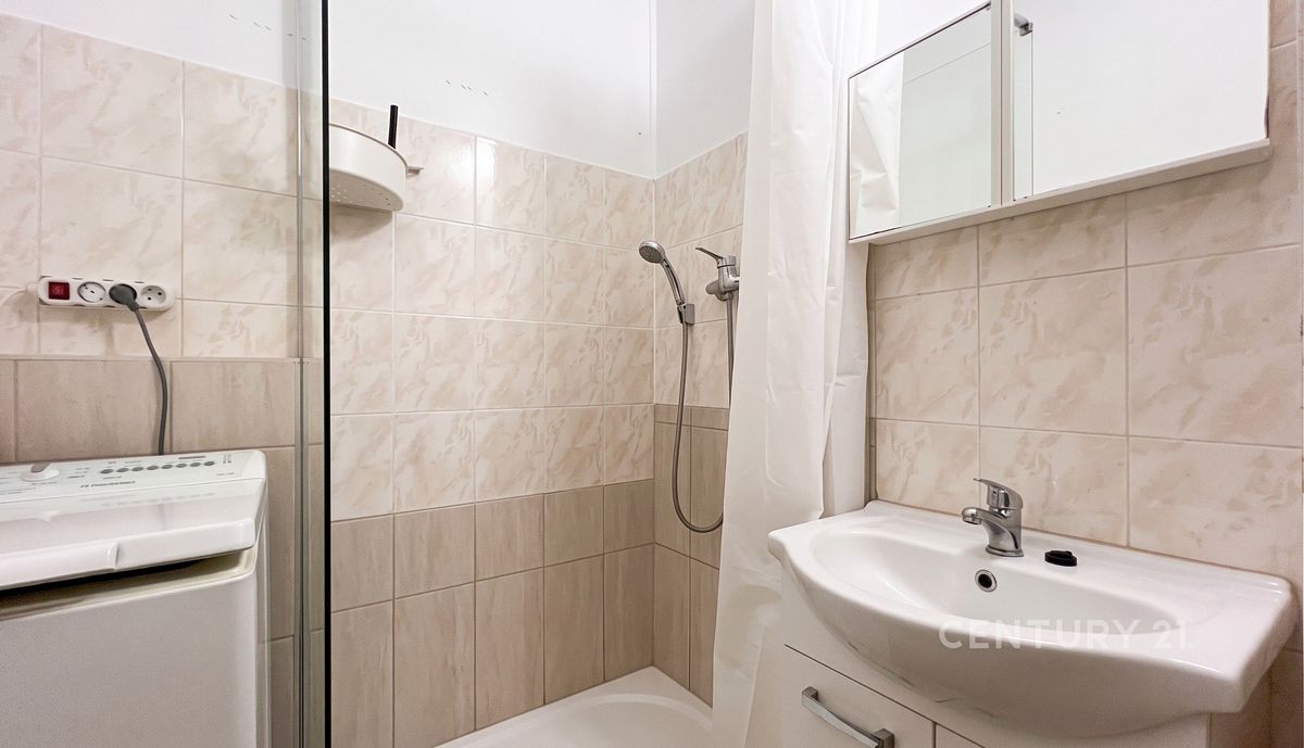 Pronájem bytu 2+1 54 m² – fotografie 3