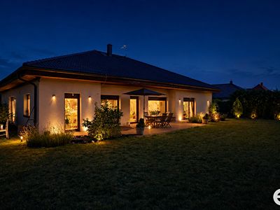 Prodej rodinného domu 219 m², pozemek 1721 m²