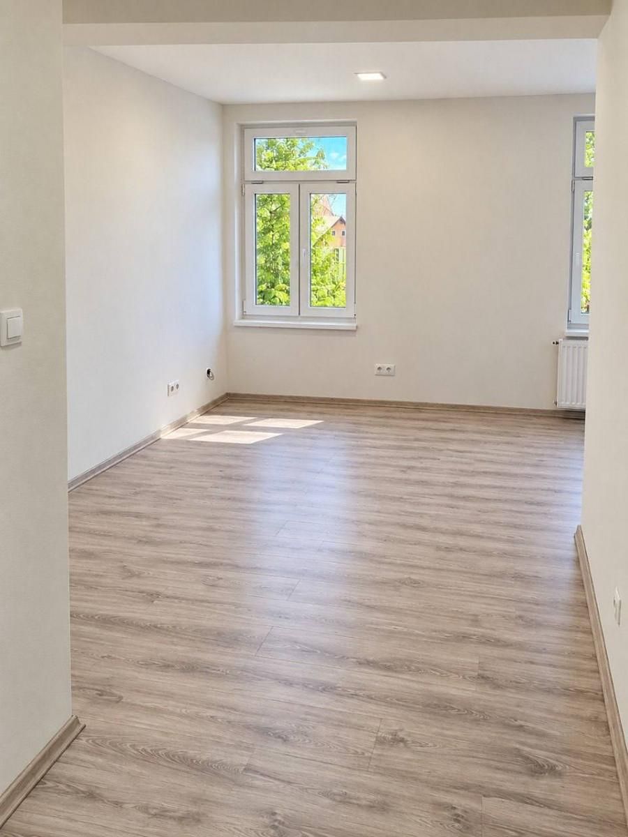Pronájem bytu 1+kk 28 m² – fotografie 2